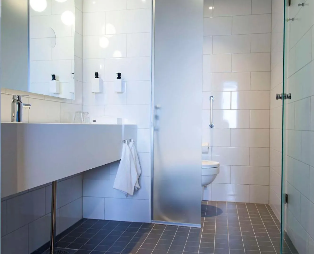 Scandic Park Helsinki contacts